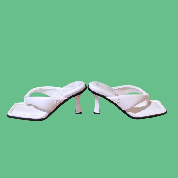 Circus by Sam Edelman White Women's Sandals - Picture 5 of 9